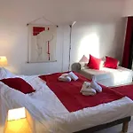 Villa Loucisa Nice Piscine Vue Mer 8 Chambres 25 Personnes